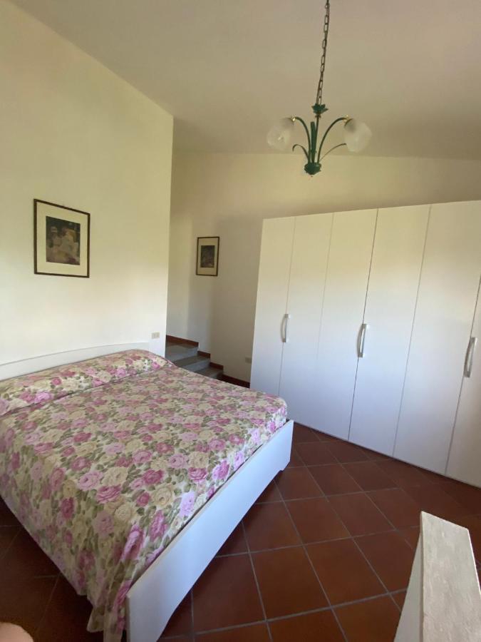 Case Vacanza Sole Ruiu Exterior foto